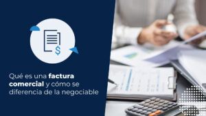 Colaboradores de Recursos Humanos gestionando facturas.