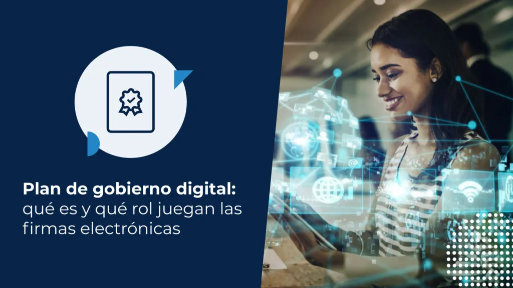 Una mujer sonriente utiliza una tablet con una superposición de realidad aumentada que muestra iconos de tecnología, redes y datos interconectados. Imagen se enmarca en el contexto de un plan de gobierno digital.