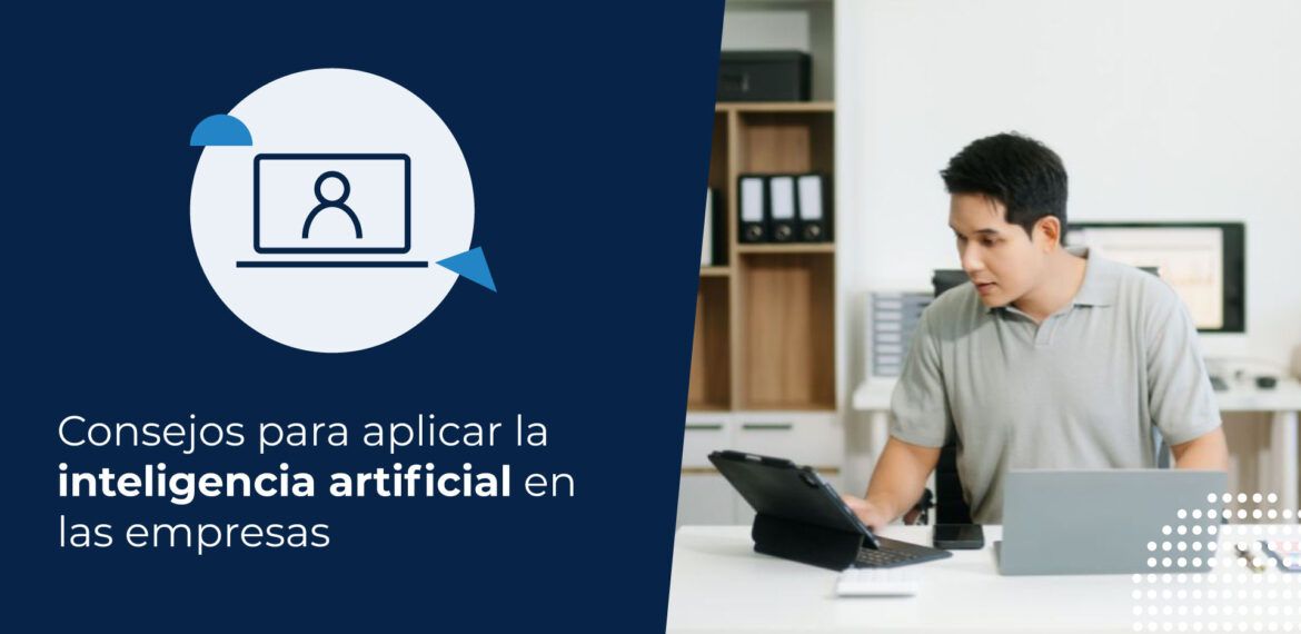 Empresario trabajando en su oficina. Está buscando cómo la inteligencia artificial en las empresas ayuda a mejorar y automatizar procesos.
