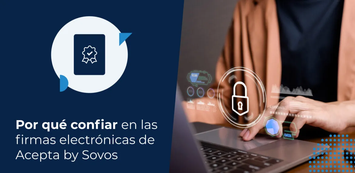 Una mujer ejecutiva frente a una computadora, sosteniendo su celular en la mano mientras realiza su firma electrónica de Acepta by Sovos.