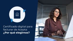 Empresaria haciendo uso de su certificado digital para facturar.