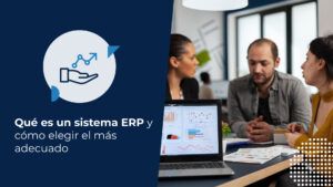 Profesionales analizando un proyecto financiero en su computador, ejemplo del uso de un sistema ERP para gestionar contabilidad y procesos empresariales.